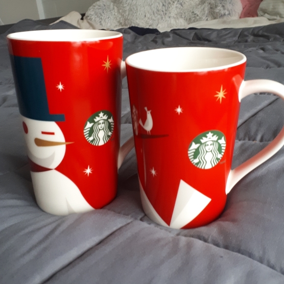 TWO STARBUCKS COLLECTABLE 2012 CHRISTMAS MUGS - Picture 2 of 12